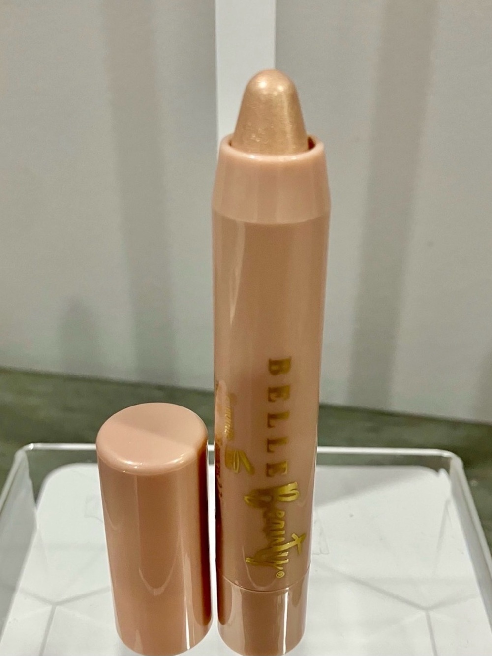 SOSady Eyeshadow stick- Golden